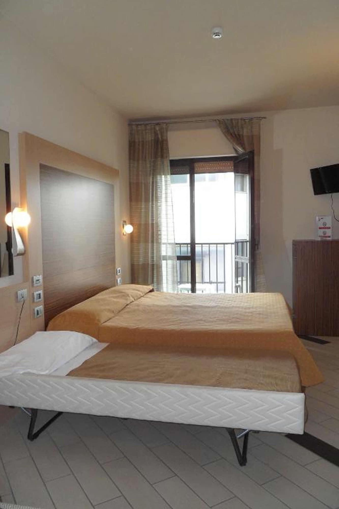 Hotel Eden เวียเรจโจ ภายนอก รูปภาพ