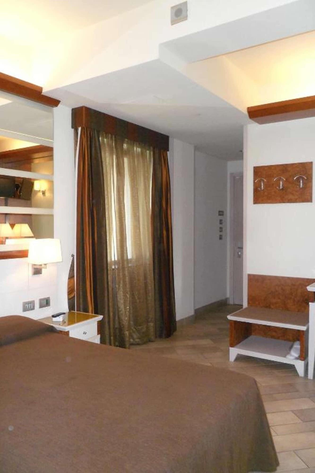 Hotel Eden เวียเรจโจ ภายนอก รูปภาพ